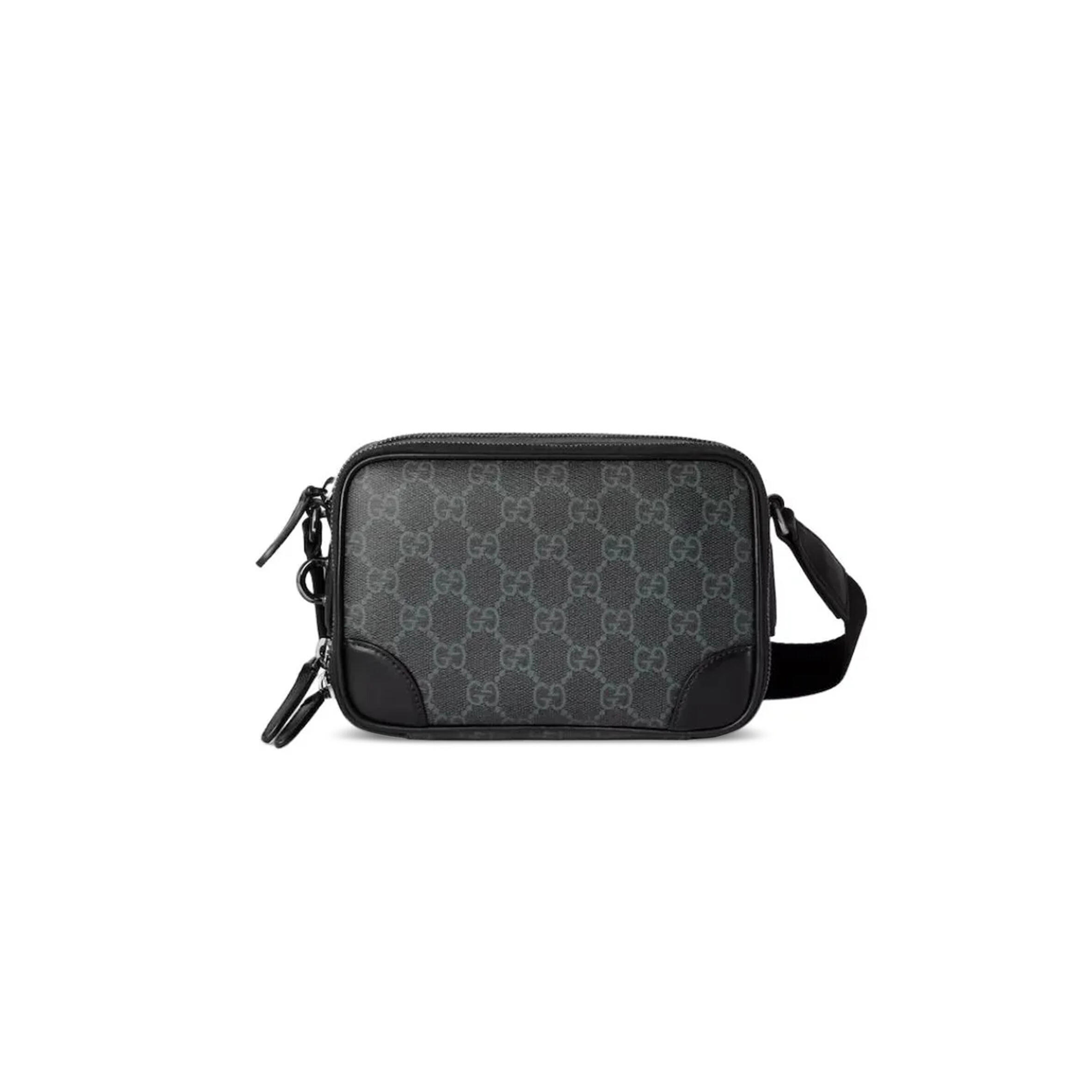 GUCCI GG EMBLEM SUPER MINI BAG 821217 (19*12.5*7cm)